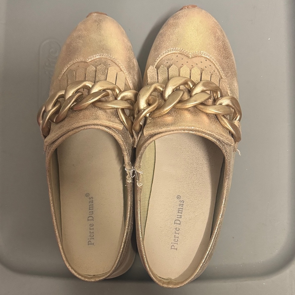 Pierre Dumas Metallic Gold Chain Flats